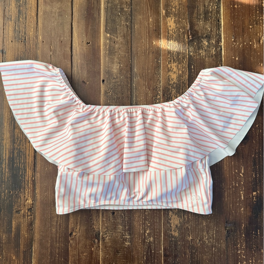 Albion Fit Candy Striped Ruffle Crop Top - Picture 2 of 6